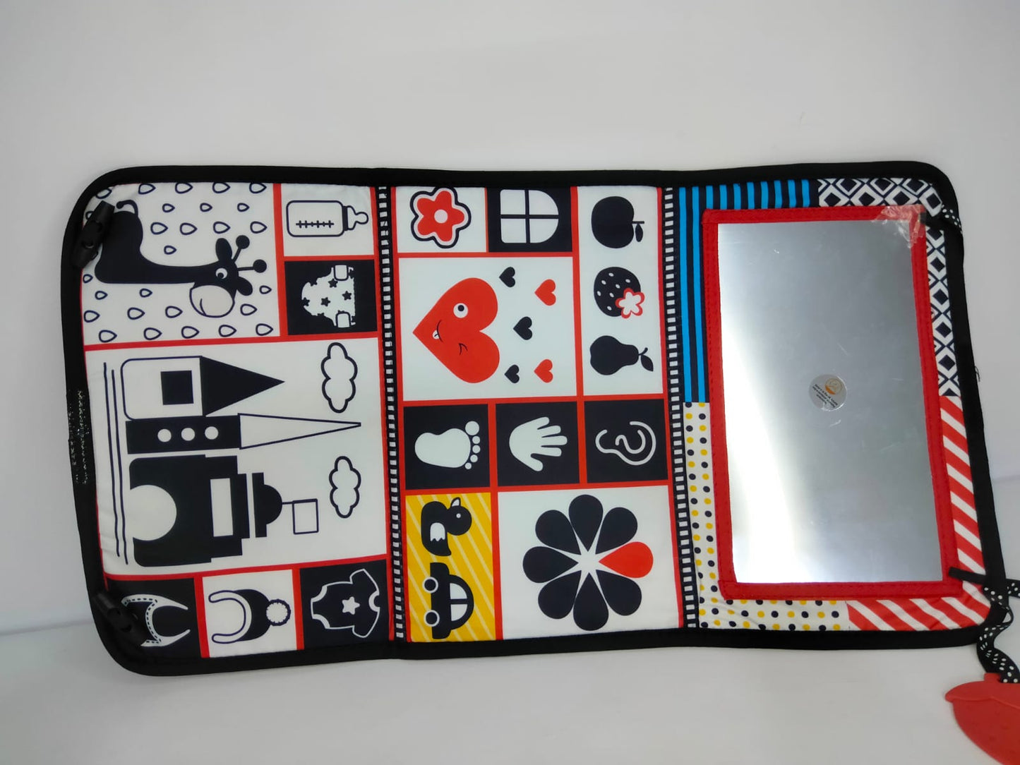 كتاب تفاعلي مع مراية وعضاضة