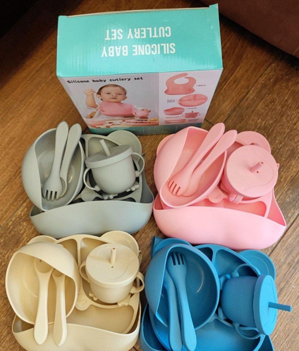 🌸🌸 طقم طعام سيليكون🌸 🌸