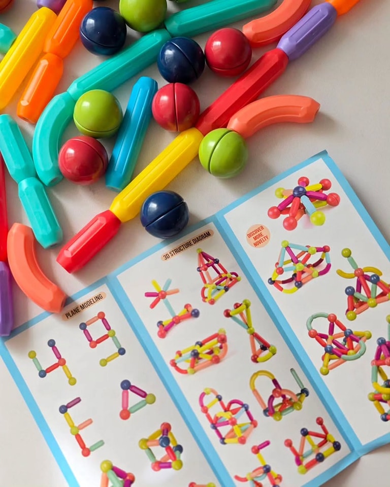 مجموعة أعواد البناء المغناطيسية للأطفال - 72 قطعة