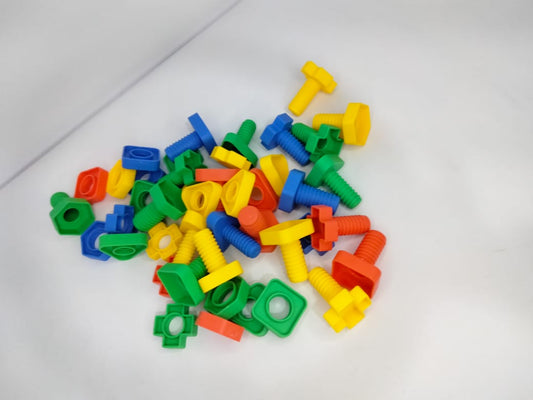 مبتكر صواميل