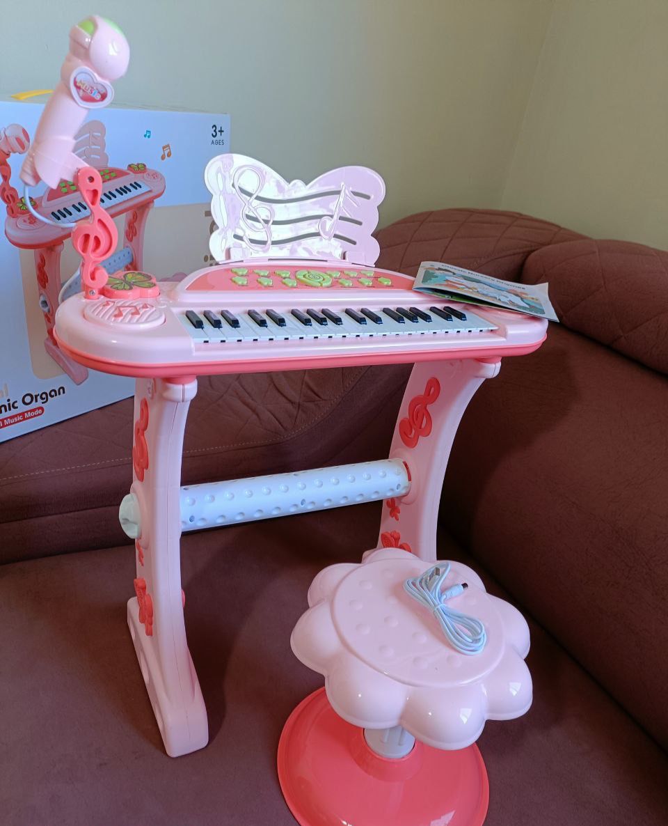 🌸بيانو مع كرسي 🌸