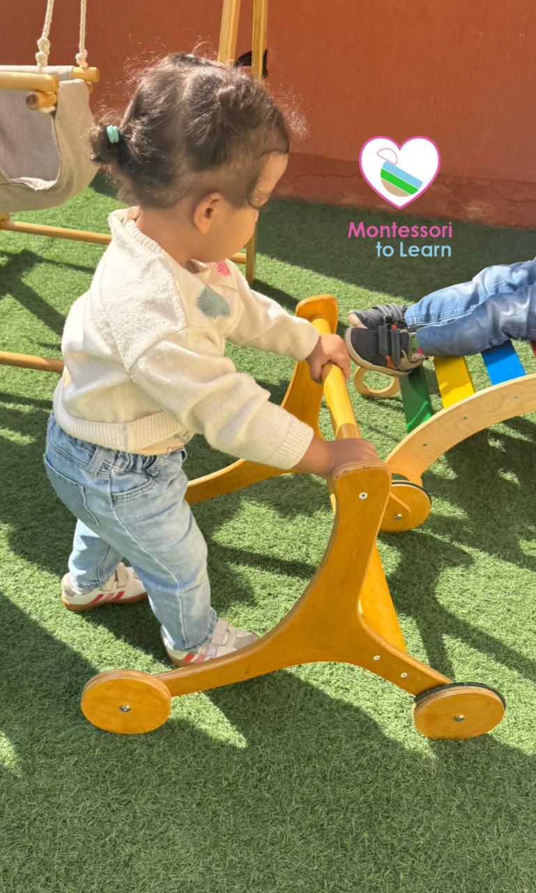 🌸🌸Wooden baby walker🌸🌸