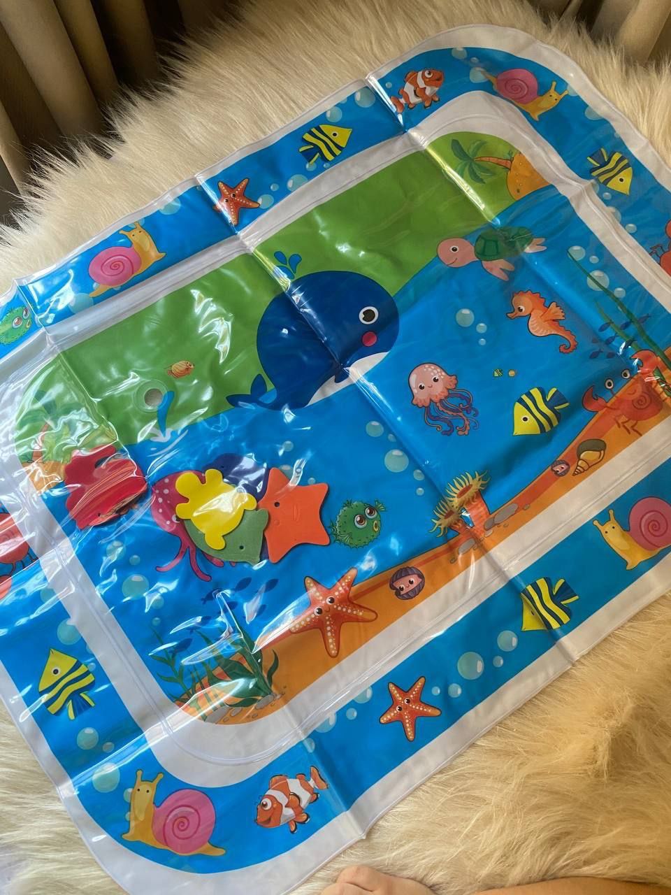 سجاده مائية وسط