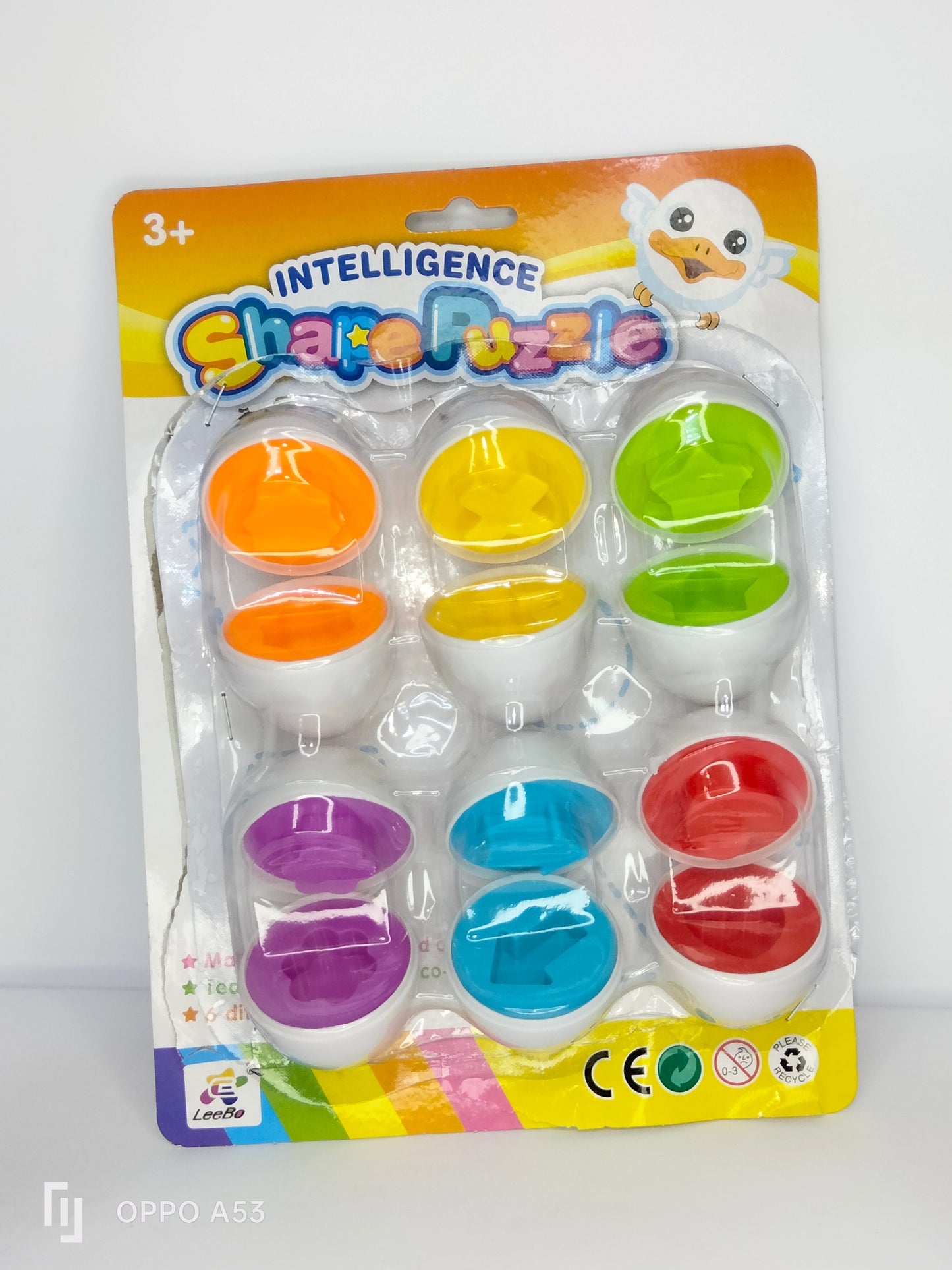 بيض مطابقة في باكت