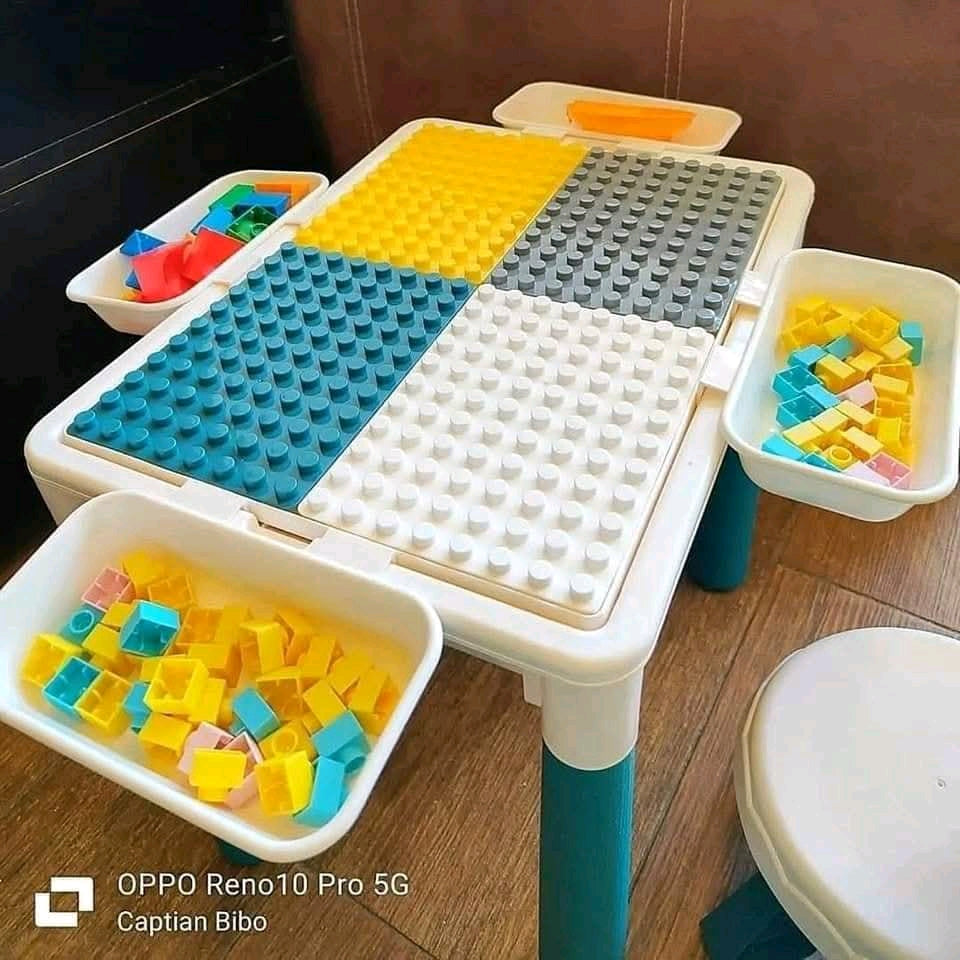🌸ترابيزه ليجو زرقاء🌸
