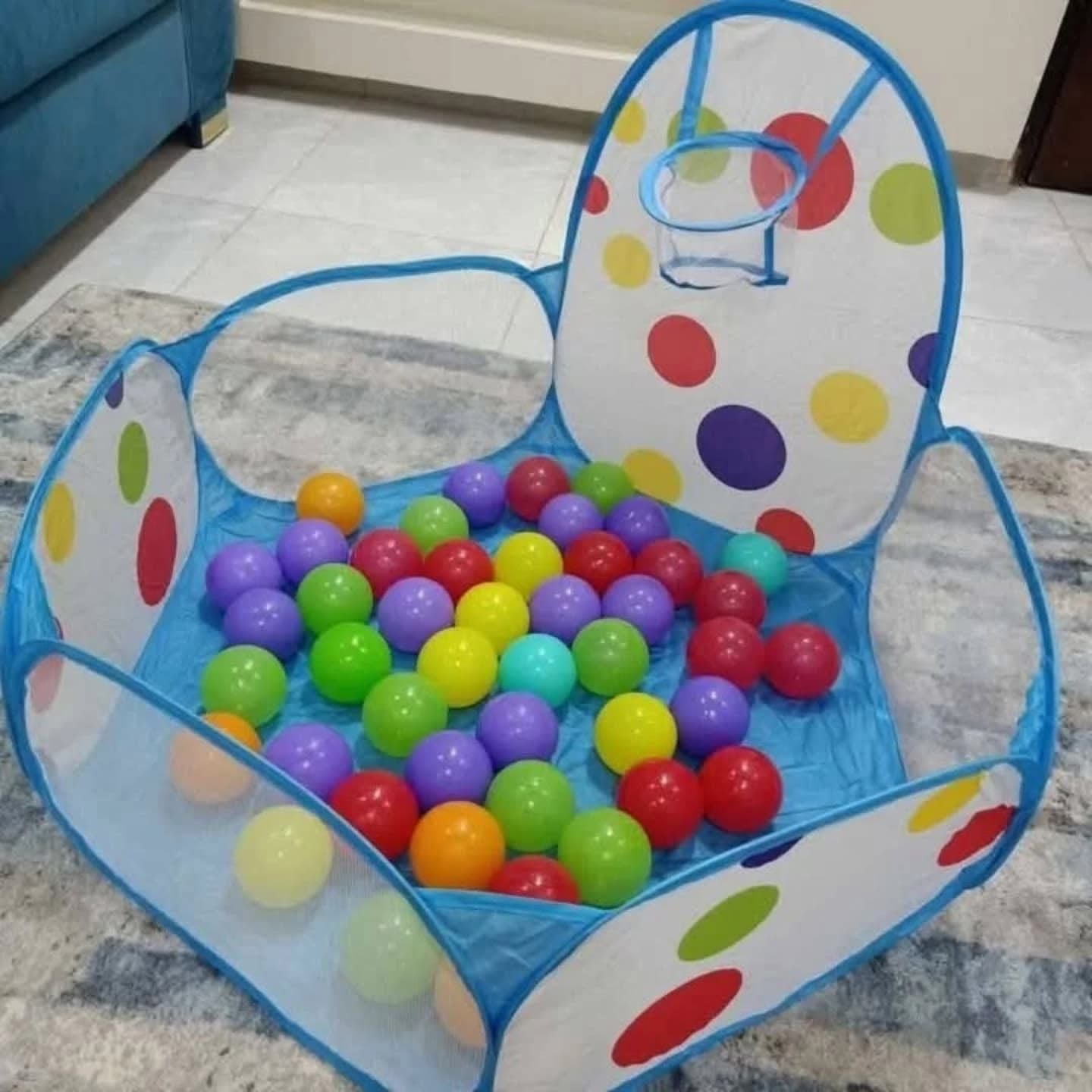 بيت كور مفتوح ازرق