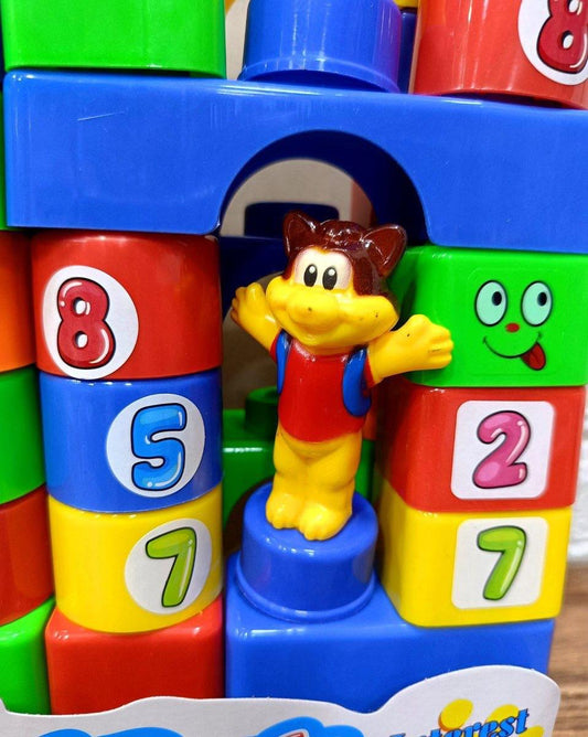 🌸شنطه مكعبات كبيره ٦٣ قطعه🌸