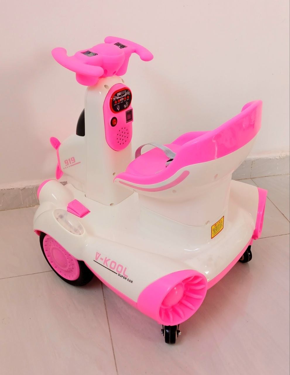 🌸عربية اطفال شكل طياره🌸