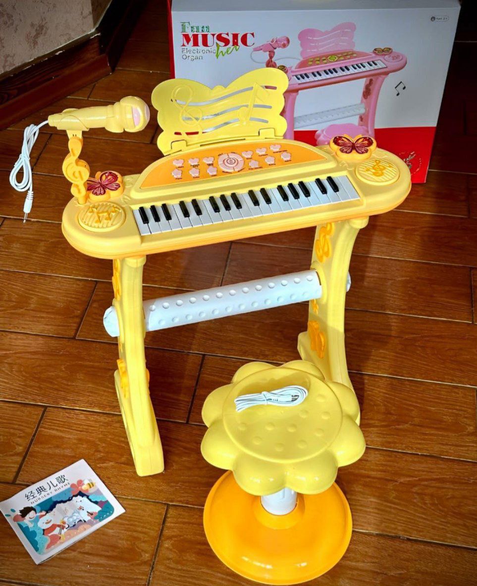 🌸بيانو مع كرسي 🌸