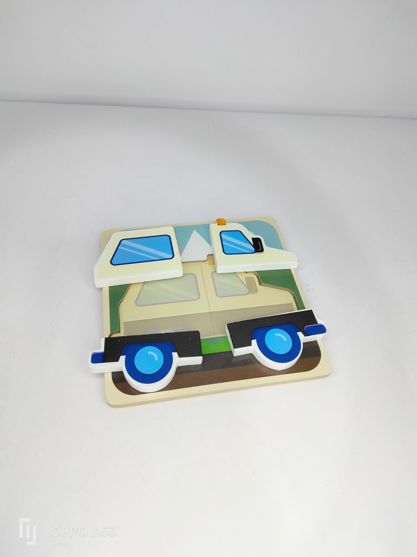 بازل مربع بارز