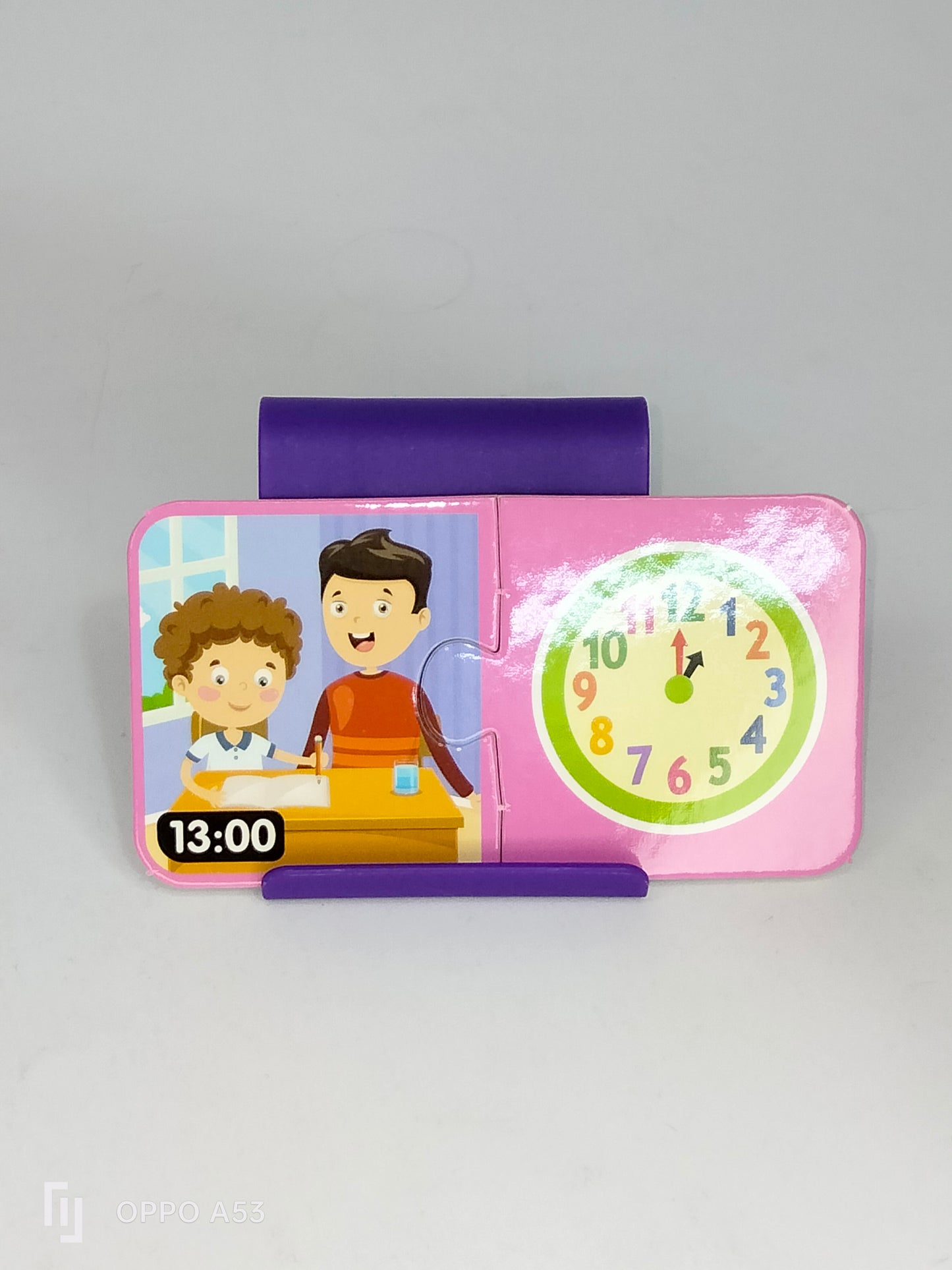 ساعة بلاستيك